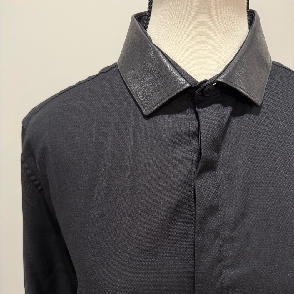 Calvin Klein Black Slim Fit Shirt w/ Faux Leather Collar – Size S/P